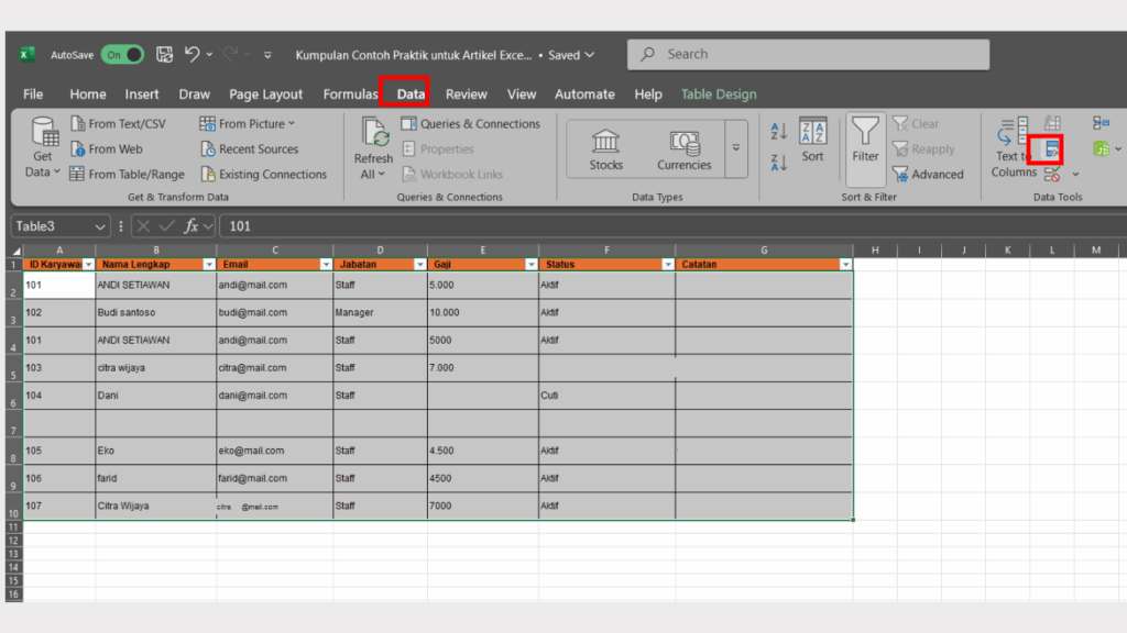 Klik Menu Data lalu Remove Duplicates