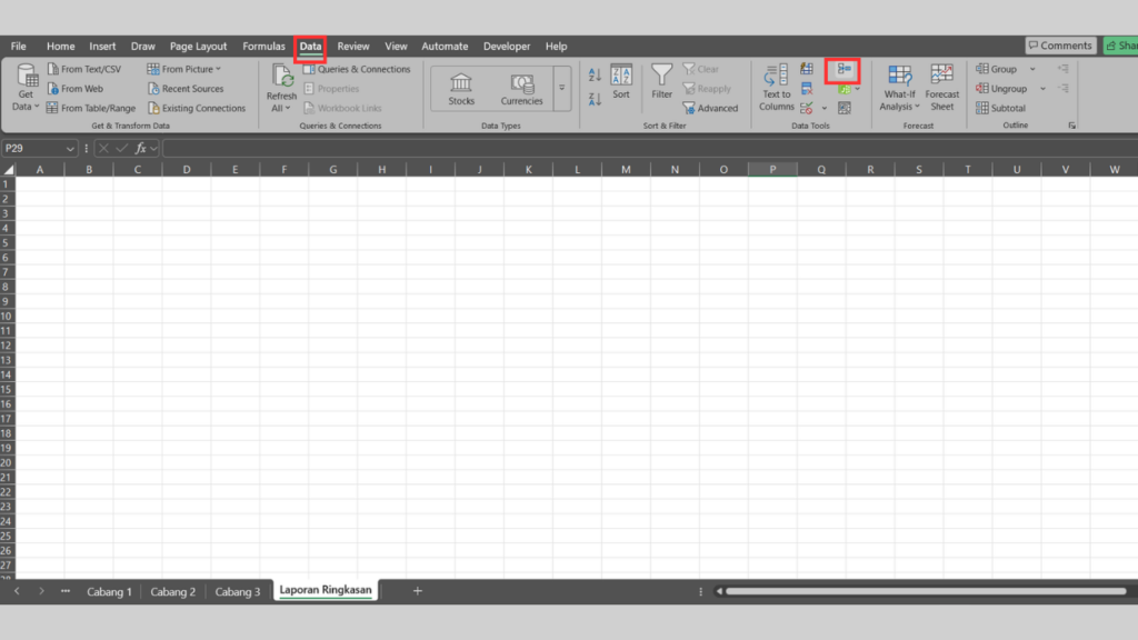 Klik Tab Data dan Pilih Icon Consolidate di Menu Data Tools