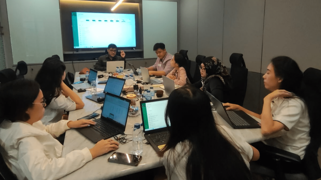 Pelatihan-Excel-untuk-Tim-Finance-PT-Lintas-Prima-Perkasa (1)